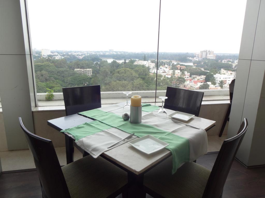 Royal Orchid Central Bangalore, Mg Road Εξωτερικό φωτογραφία