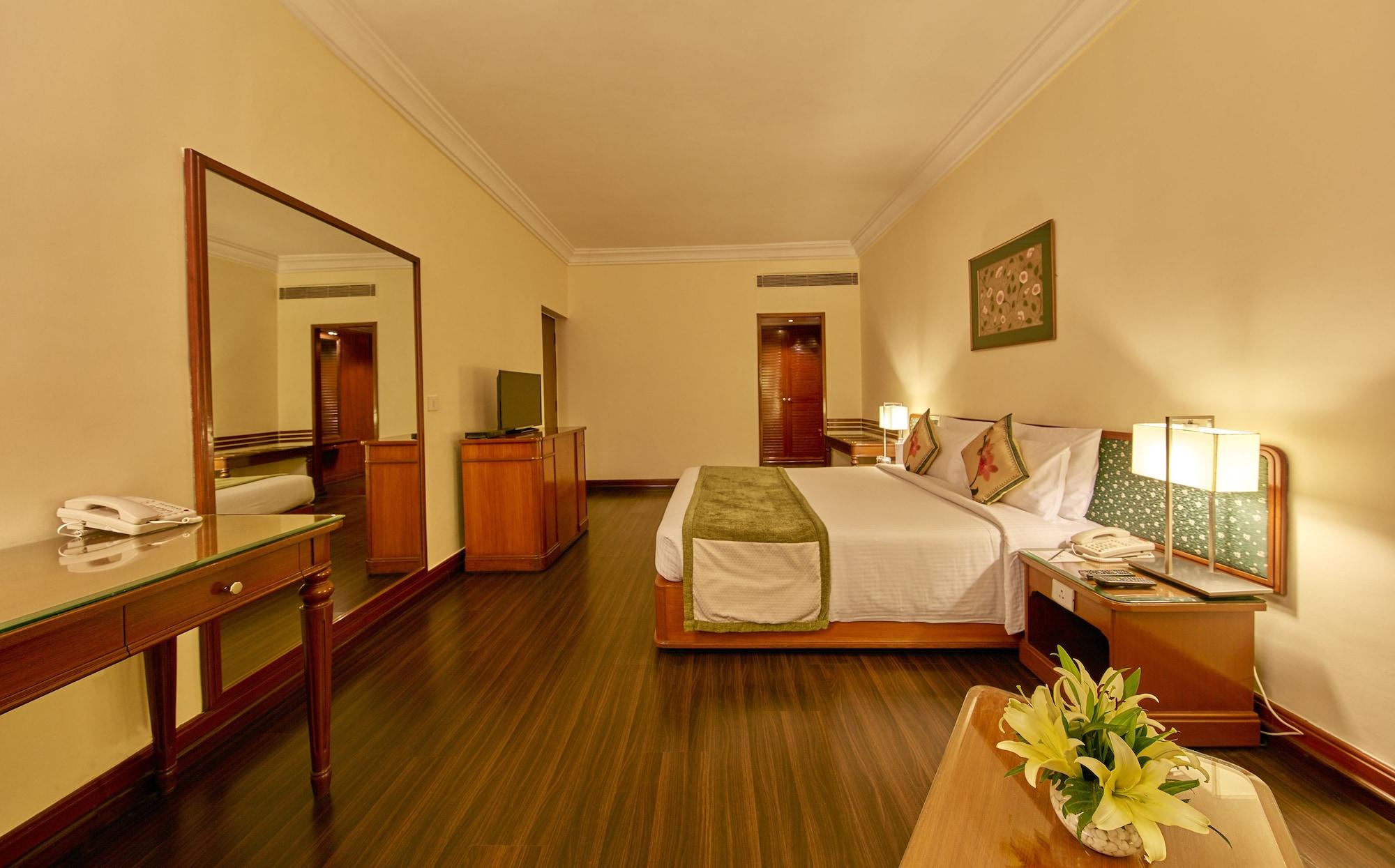 Royal Orchid Central Bangalore, Mg Road Εξωτερικό φωτογραφία