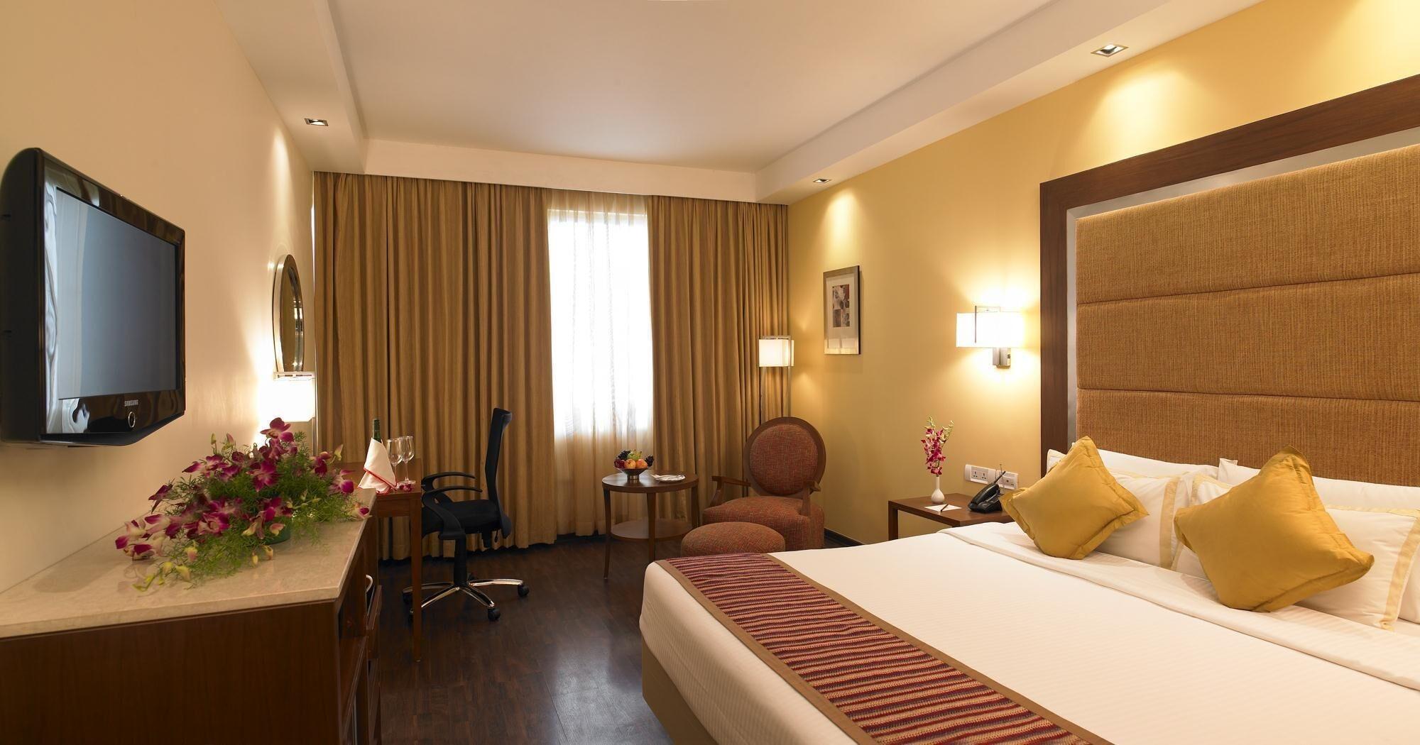 Royal Orchid Central Bangalore, Mg Road Εξωτερικό φωτογραφία