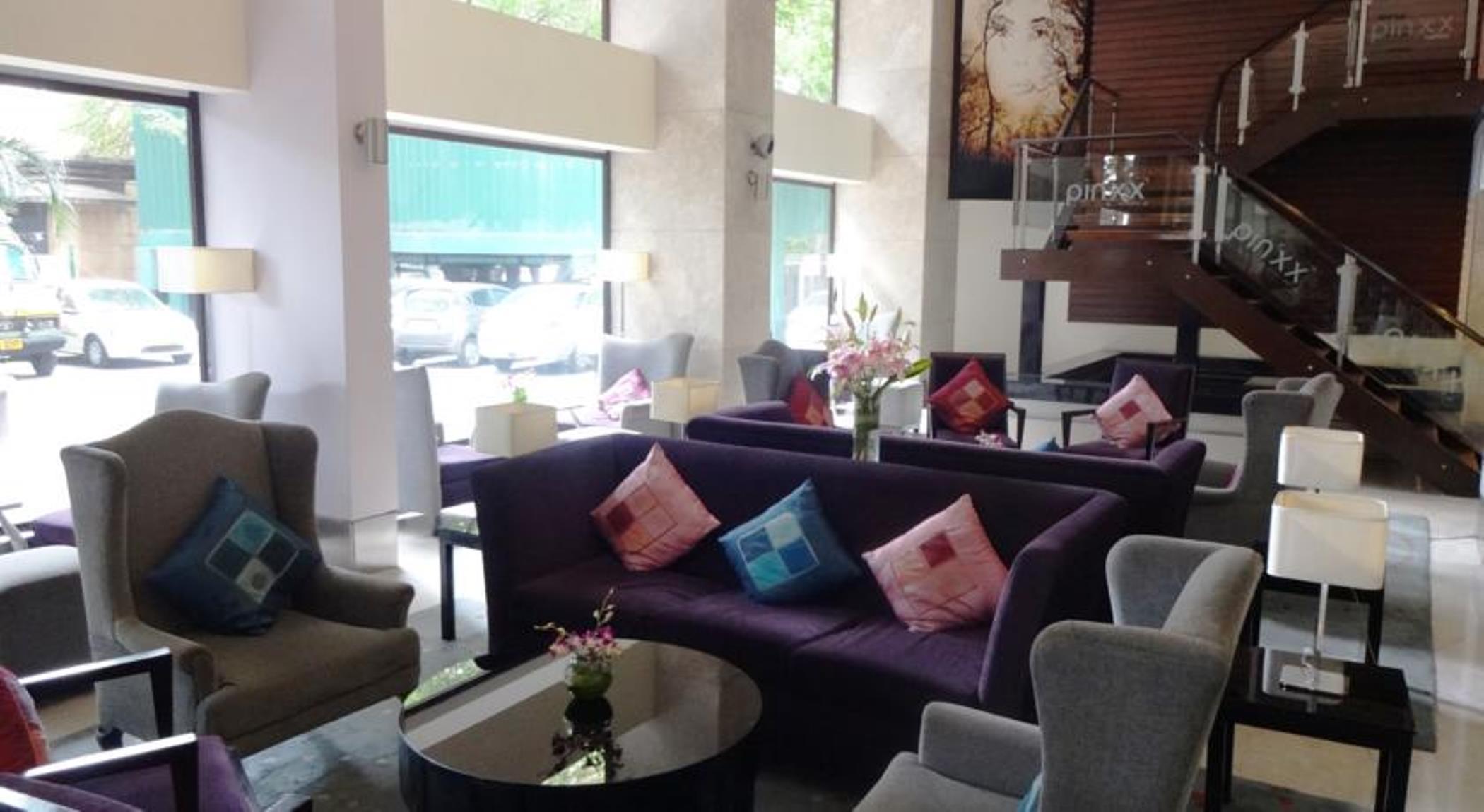 Royal Orchid Central Bangalore, Mg Road Εξωτερικό φωτογραφία