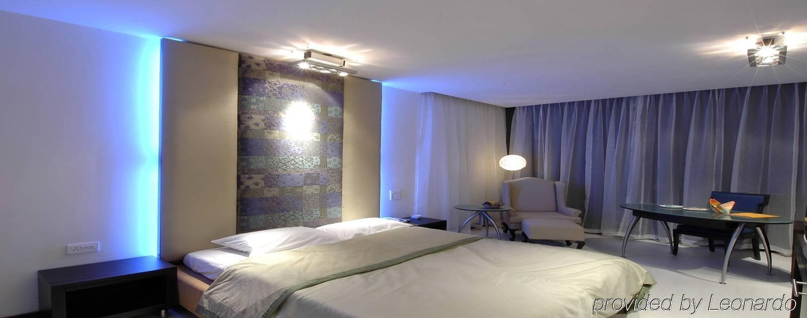 Royal Orchid Central Bangalore, Mg Road Δωμάτιο φωτογραφία