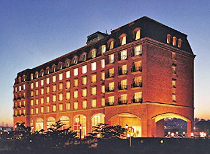 Royal Orchid Central Bangalore, Mg Road Εξωτερικό φωτογραφία