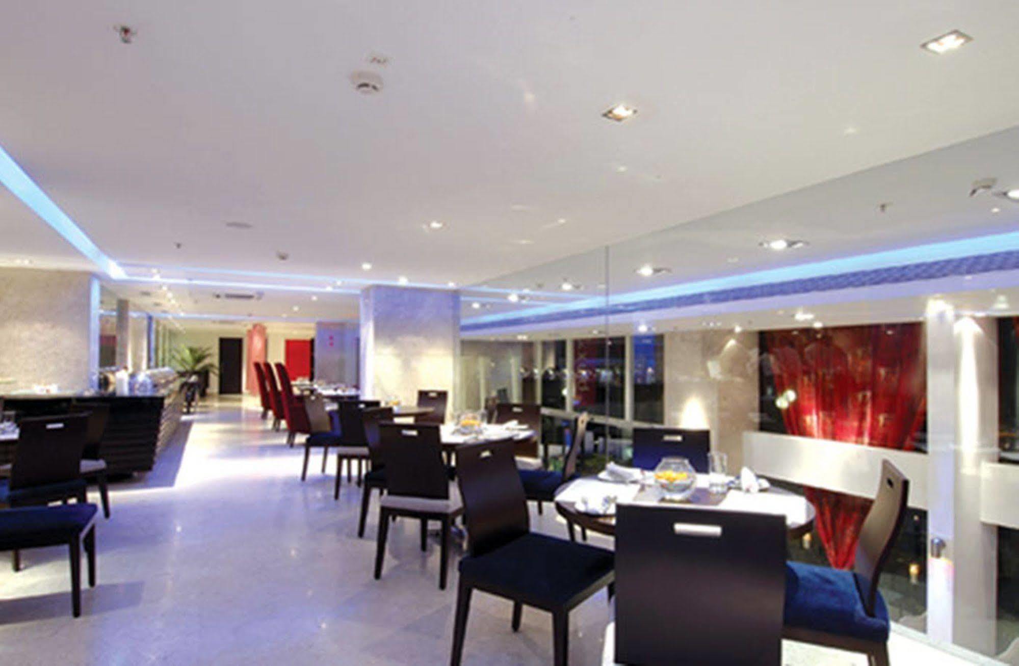 Royal Orchid Central Bangalore, Mg Road Εξωτερικό φωτογραφία