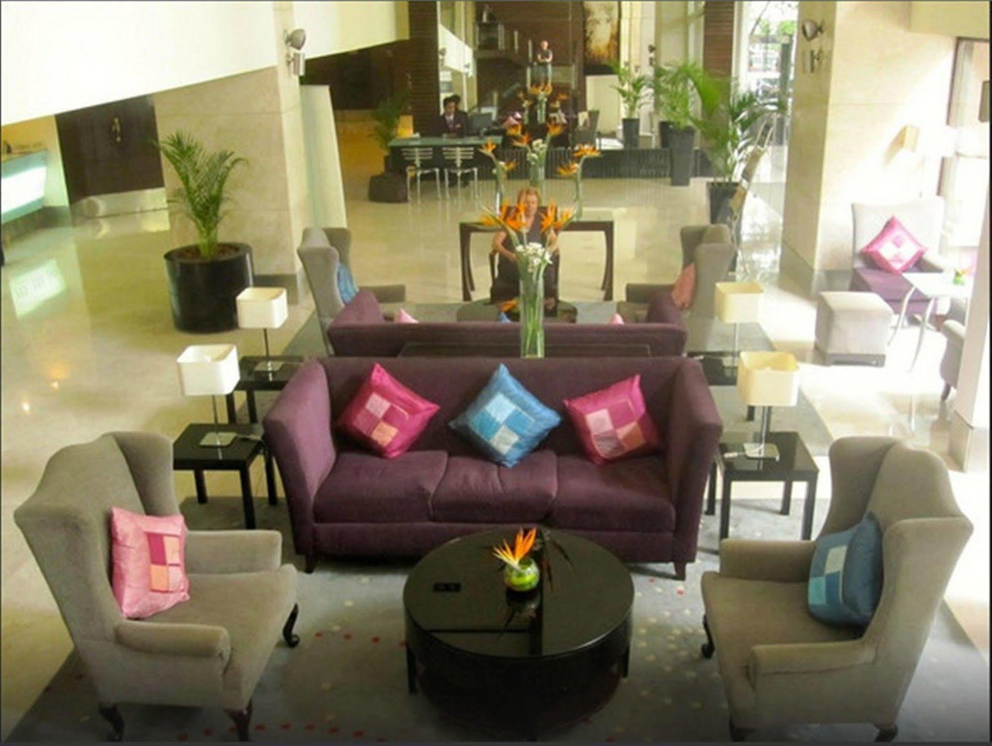 Royal Orchid Central Bangalore, Mg Road Εξωτερικό φωτογραφία
